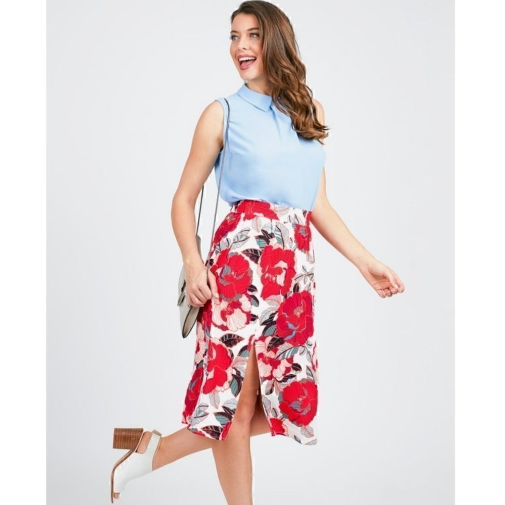 Cupcakes & Cashmere Side Slit Floral Red White Black Skirt Medium